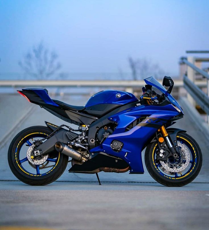 1000cc motorcycle top speed.